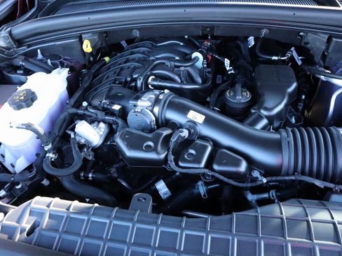 New 2025 Jeep Grand Cherokee Laredo image 18