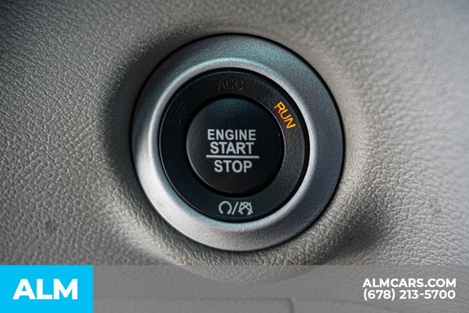 Used 2022 Chrysler Voyager LX FWD image 49