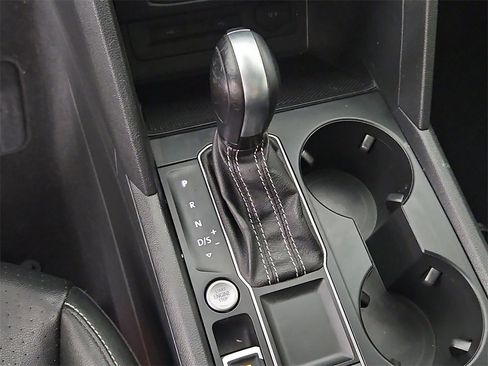 Used 2021 Volkswagen Atlas SE w/ Panoramic Sunroof Package image 21