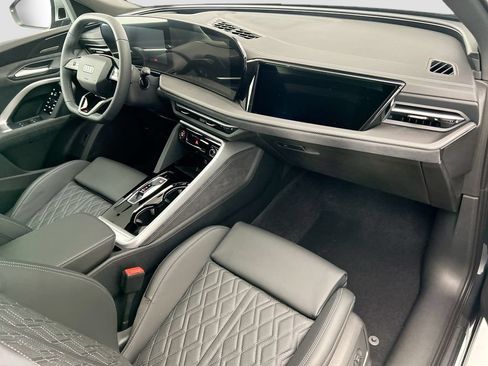 New 2026 Audi SQ5 Premium Plus AWD/4WD image 16