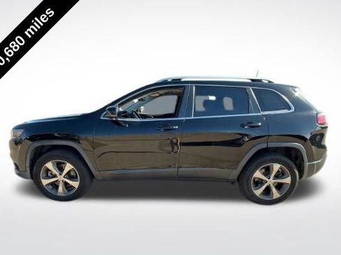 Used 2019 Jeep Cherokee Limited AWD/4WD image 2
