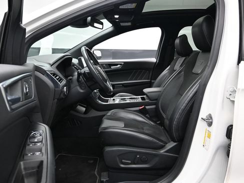 Certified 2022 Ford Edge ST w/ Equipment Group 401A AWD/4WD image 19