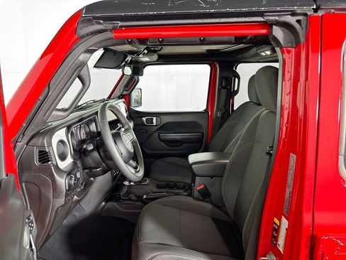 Certified 2024 Jeep Wrangler Sport S image 12