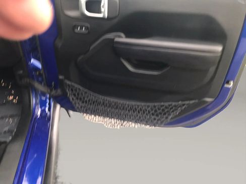 Used 2018 Jeep Wrangler Unlimited Sport S AWD/4WD image 45