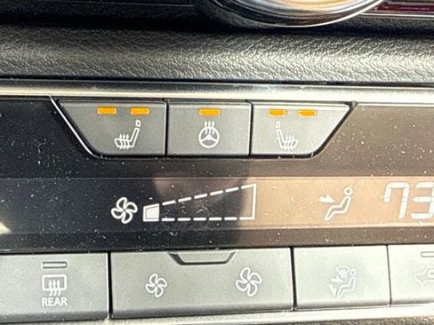 New 2025 Nissan Sentra SV w/ SV Premium Package image 31