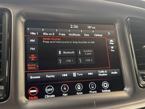 Used 2022 Dodge Challenger R/T image 21