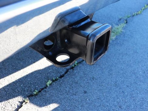 Used 2024 GMC Sierra 1500 SLT image 25