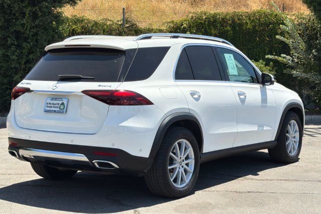 Used 2024 Mercedes-Benz GLE 450e 4MATIC image 4