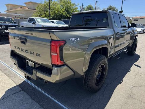 Used 2024 Toyota Tacoma TRD Sport w/ TRD Sport Upgrade Package AWD/4WD image 7