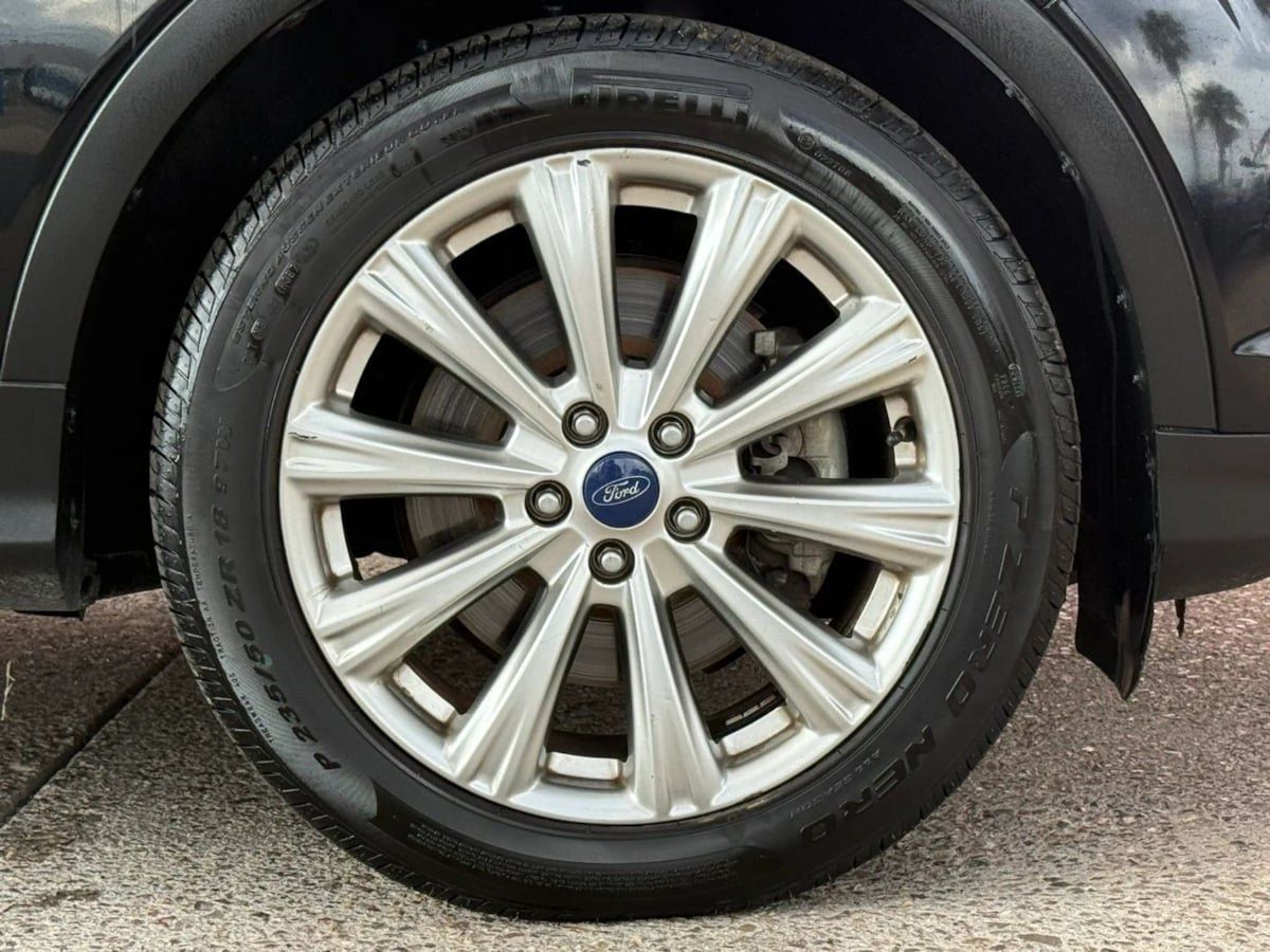 Used 2017 Ford Escape Titanium FWD image 23
