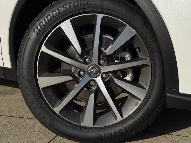 Used 2025 Acura MDX w/ Technology Package FWD image 9