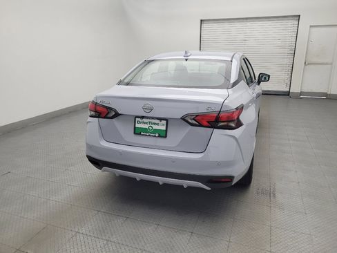 Used 2024 Nissan Versa SV FWD image 7