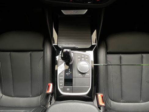 Used 2022 BMW X4 xDrive30i AWD/4WD image 18