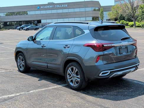 Certified 2023 Kia Seltos S w/ Navigation Package FWD image 3