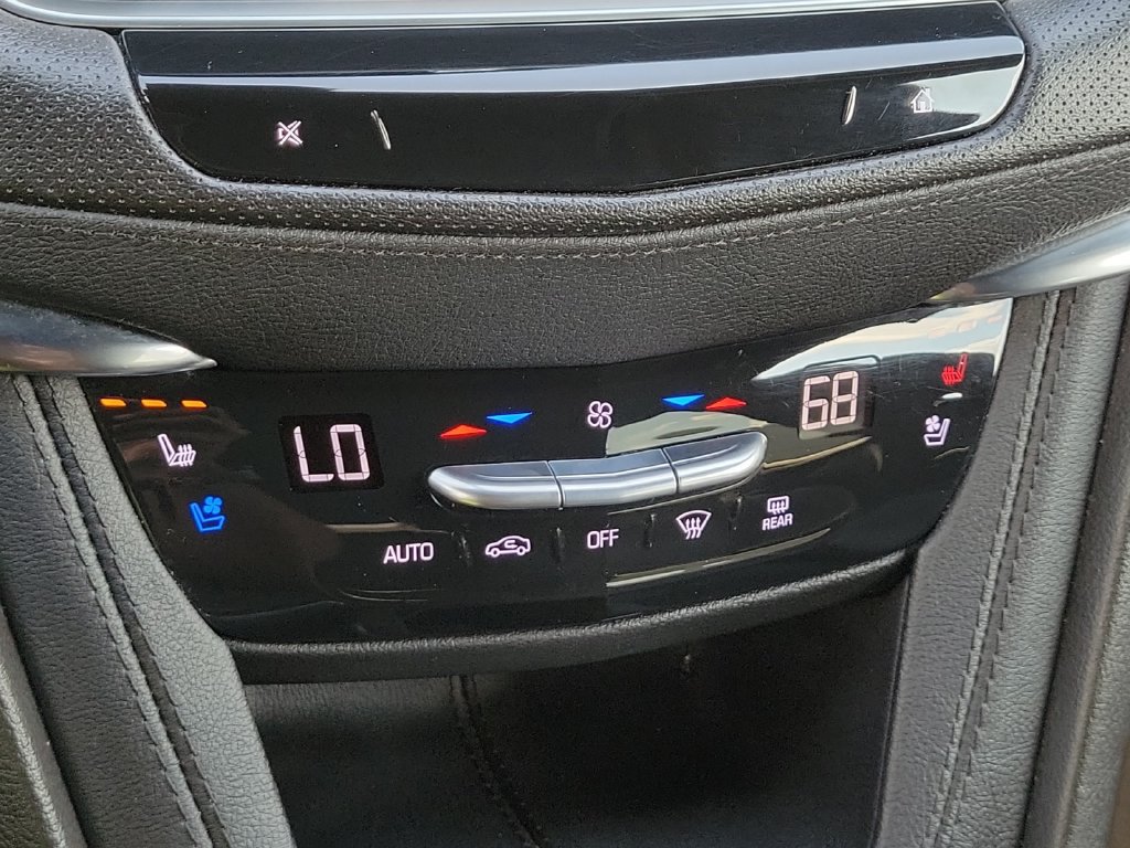 Used 2023 Cadillac XT5 Premium Luxury AWD/4WD image 18