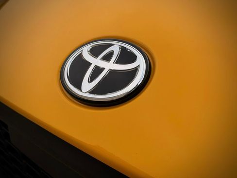 Used 2026 Toyota GR86 YUZU Limited w/ GR Aero Kit image 15