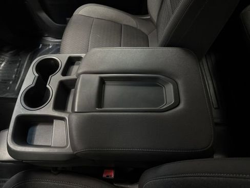 Used 2023 GMC Sierra 2500 SLE w/ SLE Value Package; image 21