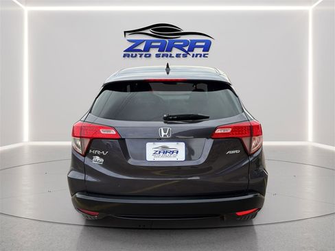 Used 2017 Honda HR-V EX image 6