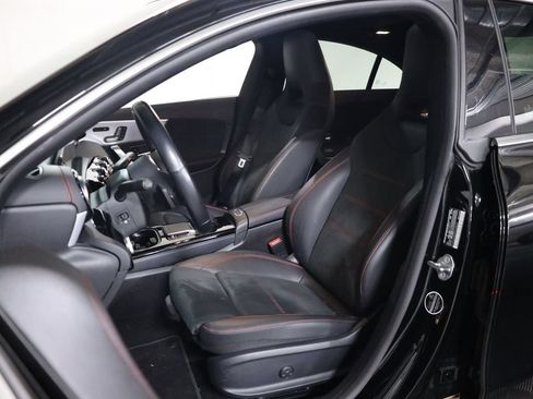 Used 2023 Mercedes-Benz CLA 250 4MATIC image 33