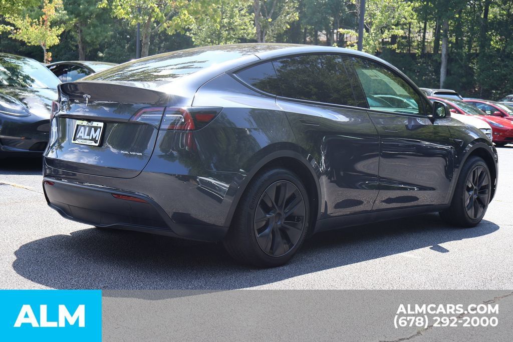 Used 2025 Tesla Model Y Long Range AWD/4WD image 5