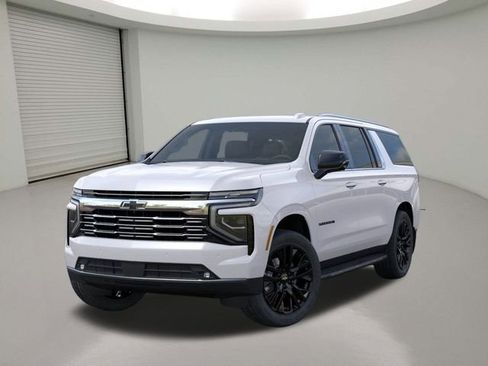 New 2025 Chevrolet Suburban Premier image 6