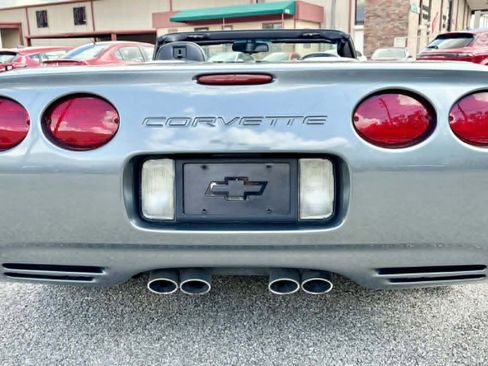 Used 2004 Chevrolet Corvette Convertible image 6