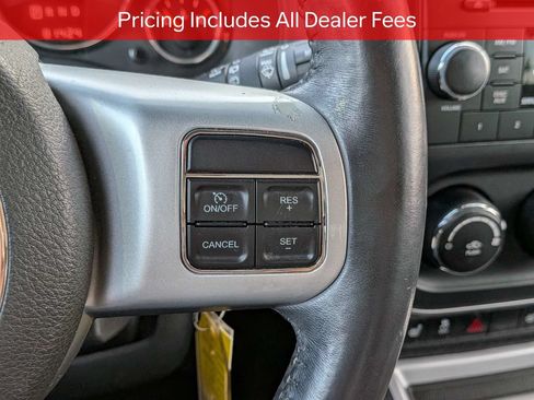 Used 2017 Jeep Compass High Altitude FWD image 23