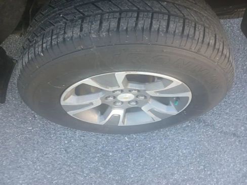 Used 2018 Chevrolet Colorado Z71 image 29