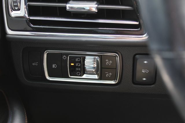 Certified 2023 Lincoln Navigator Black Label AWD/4WD image 22