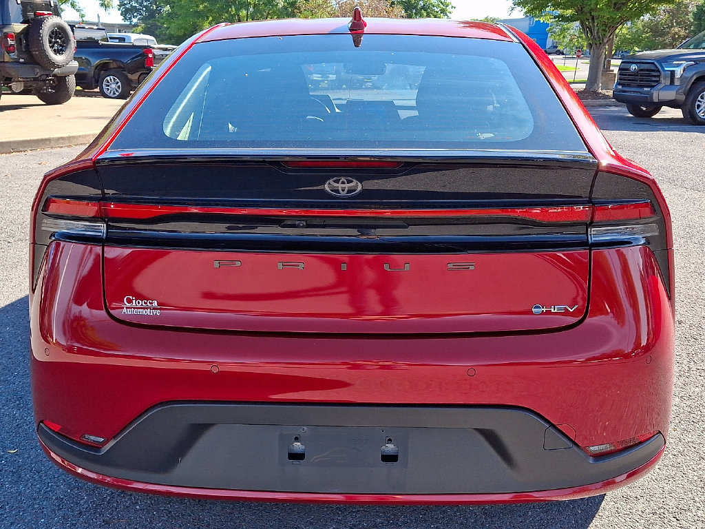 Used 2023 Toyota Prius LE AWD/4WD image 8
