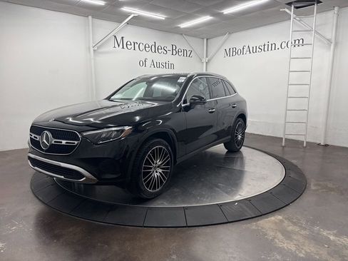 Used 2026 Mercedes-Benz GLC 300 GLC 300 image 3