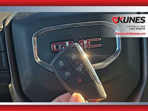 New 2026 GMC Sierra 1500 AT4 w/ AT4 Premium Package image 30