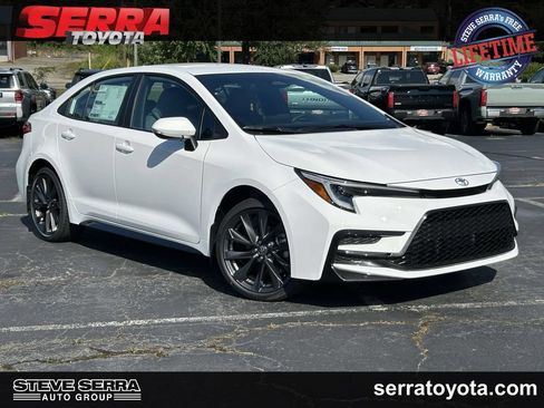New 2026 Toyota Corolla SE FWD image 1