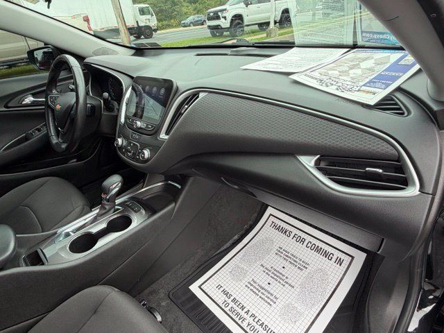 Used 2021 Chevrolet Malibu RS FWD image 36