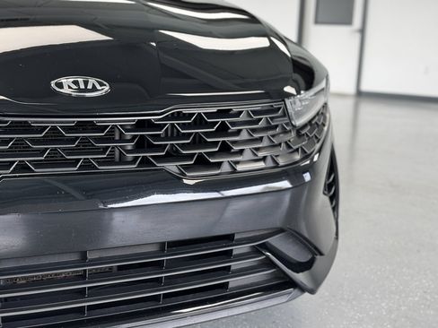 Used 2021 Kia K5 LX image 11