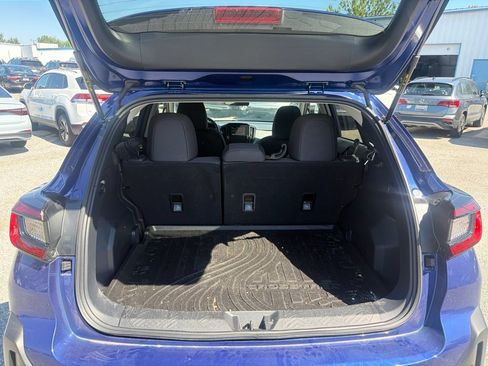 Used 2026 Subaru Crosstrek 2.5i Premium AWD/4WD image 5