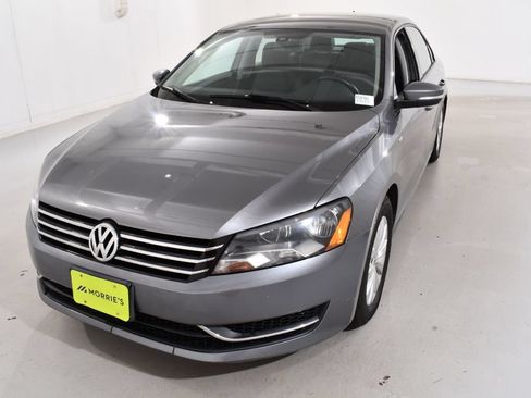 Used 2015 Volkswagen Passat 1.8T Wolfsburg Edition FWD image 2