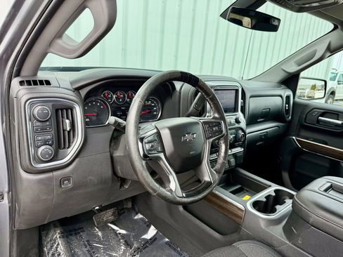 Used 2022 Chevrolet Silverado 1500 LT Trail Boss w/ LPO, Dark Essentials Package image 10