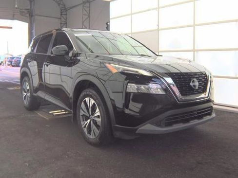 Used 2023 Nissan Rogue SV FWD image 4