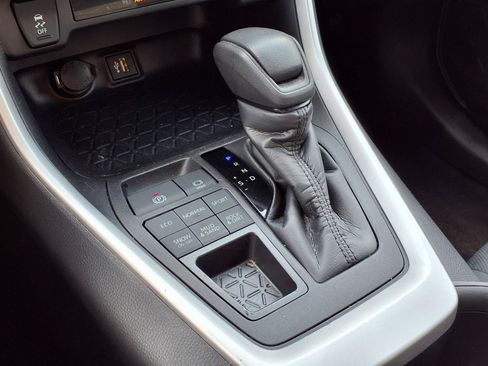 Certified 2024 Toyota RAV4 XLE AWD/4WD image 13