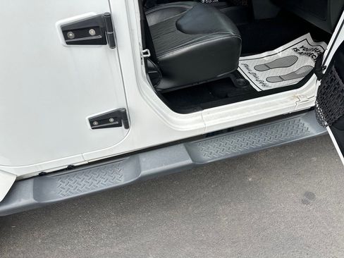 Used 2015 Jeep Wrangler Unlimited Sport image 20