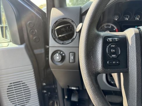 Used 2016 Ford F250 XL w/ Power Equipment Group AWD/4WD image 17