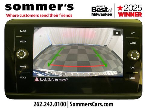 Used 2022 Volkswagen Taos SE AWD/4WD image 17