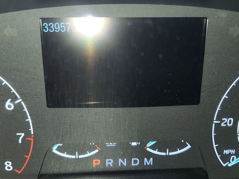 Used 2022 Ford Transit 350 DRW RWD image 29
