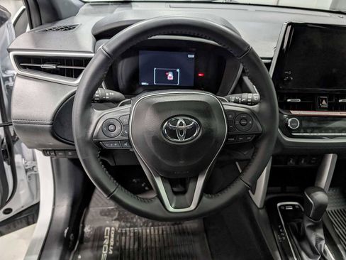 Used 2024 Toyota Corolla Cross XSE image 35