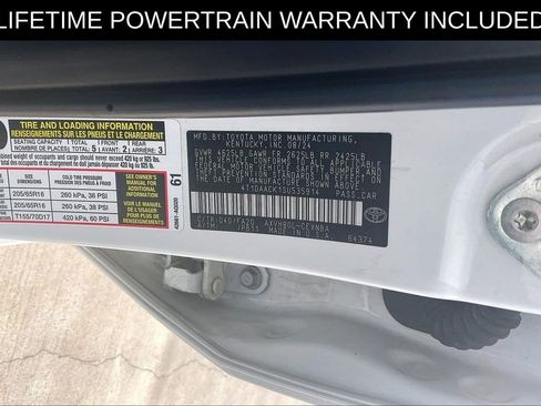 Used 2025 Toyota Camry LE w/ Convenience Package FWD image 28