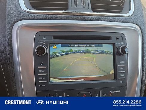 Used 2017 GMC Acadia Limited SLT FWD image 9