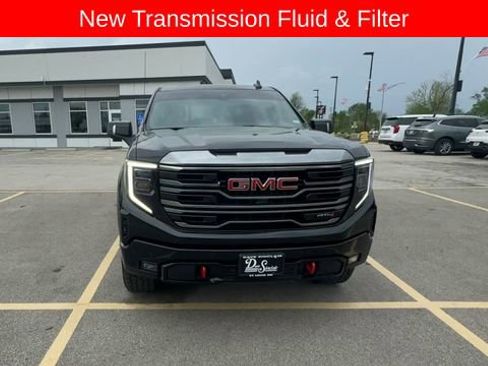 Used 2024 GMC Sierra 1500 AT4 w/ Technology Package image 3