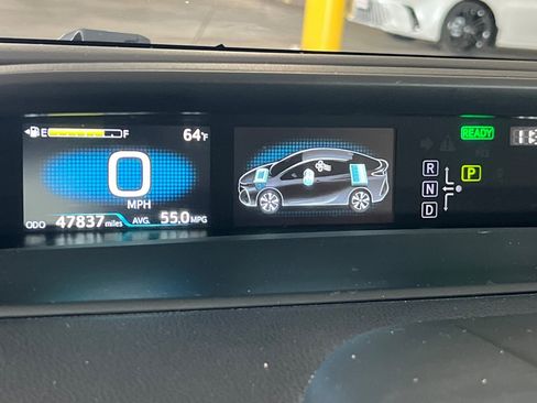 Certified 2021 Toyota Prius Prime Limited w/ Carpet Mat Package (TMS) image 23