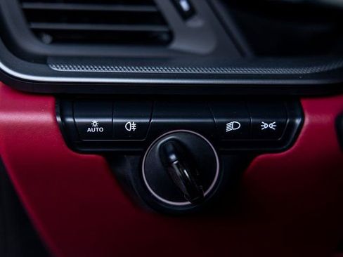 Used 2024 Porsche 911 Carrera 4S image 40